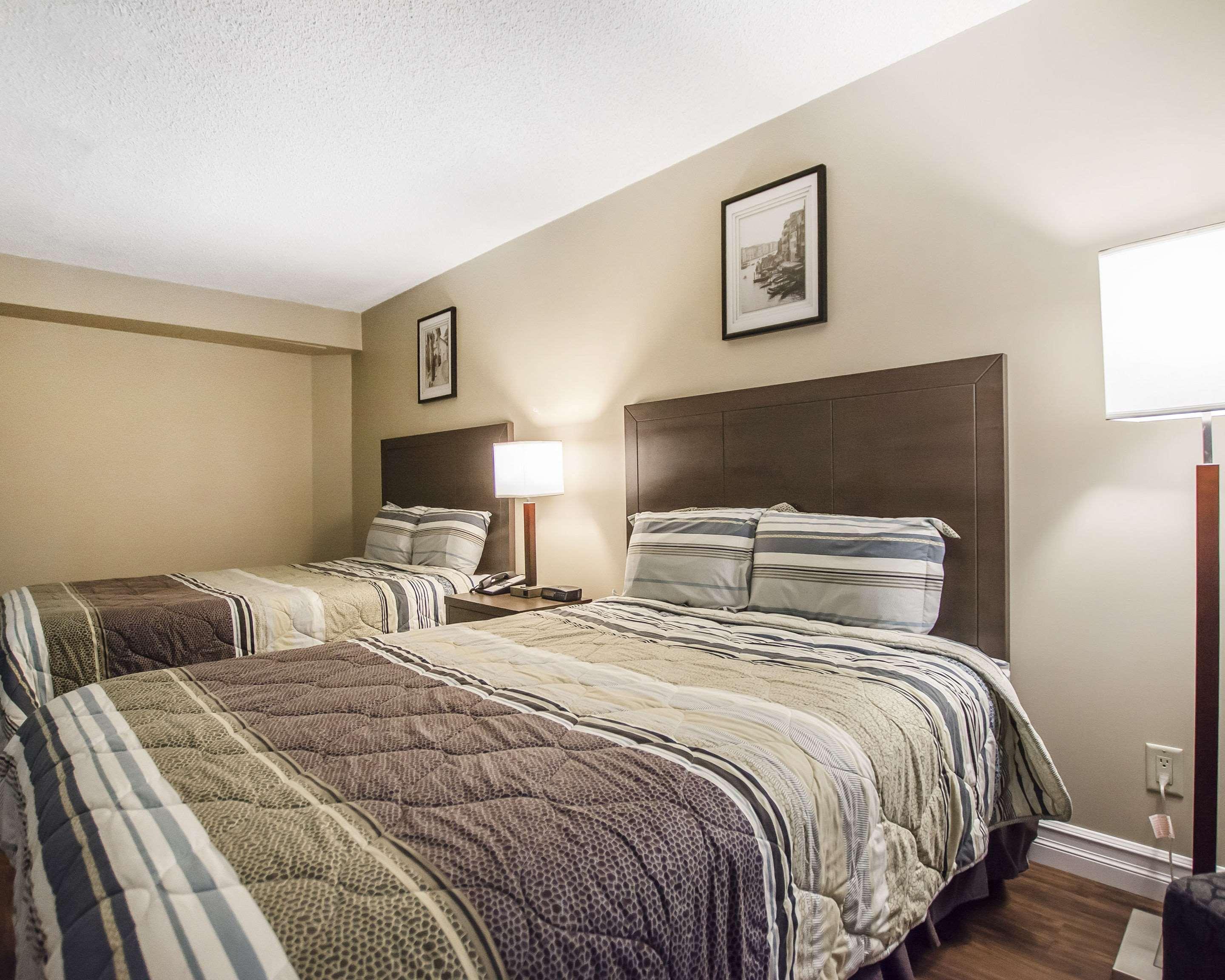 Econo Lodge Miramichi Exterior foto