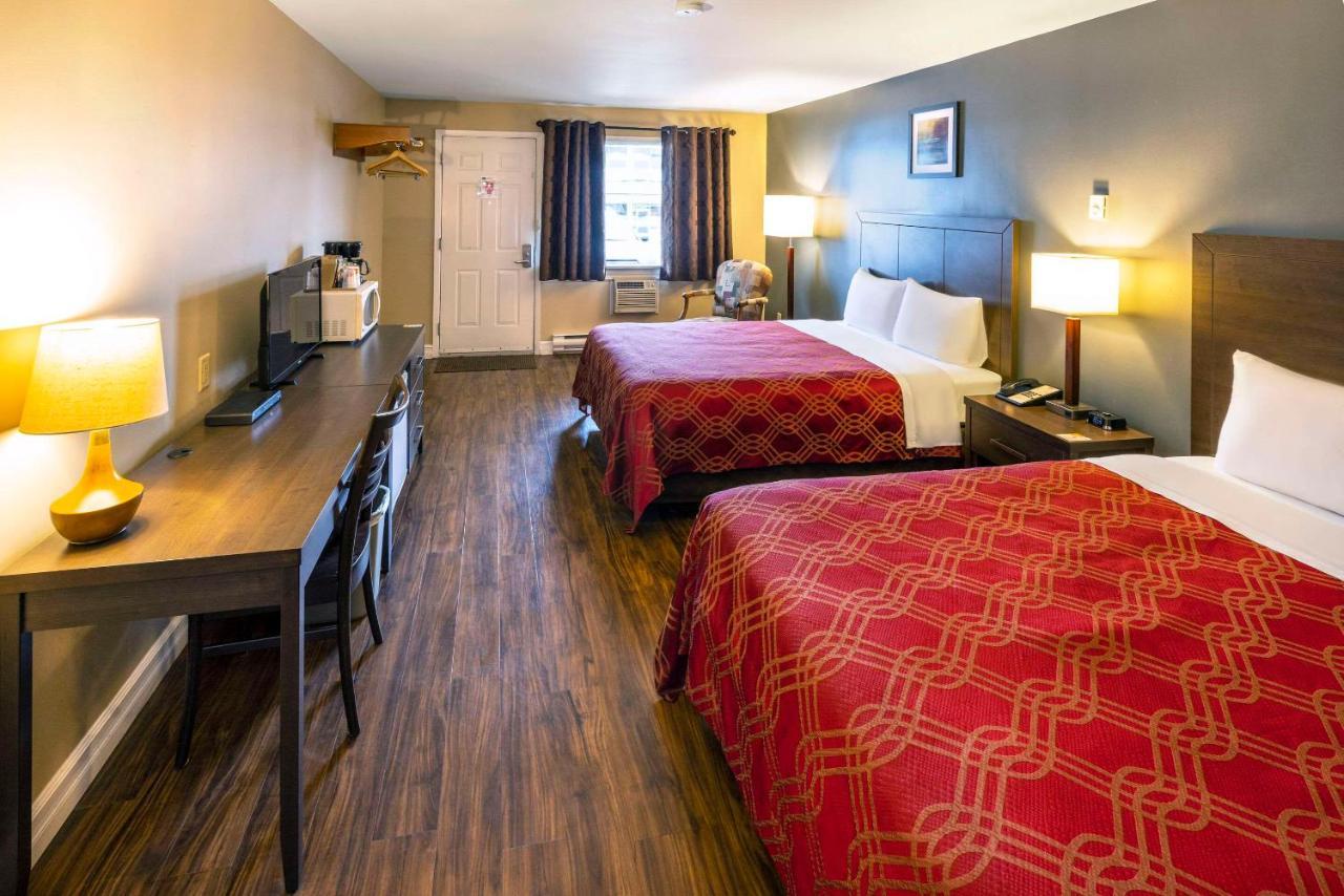 Econo Lodge Miramichi Exterior foto